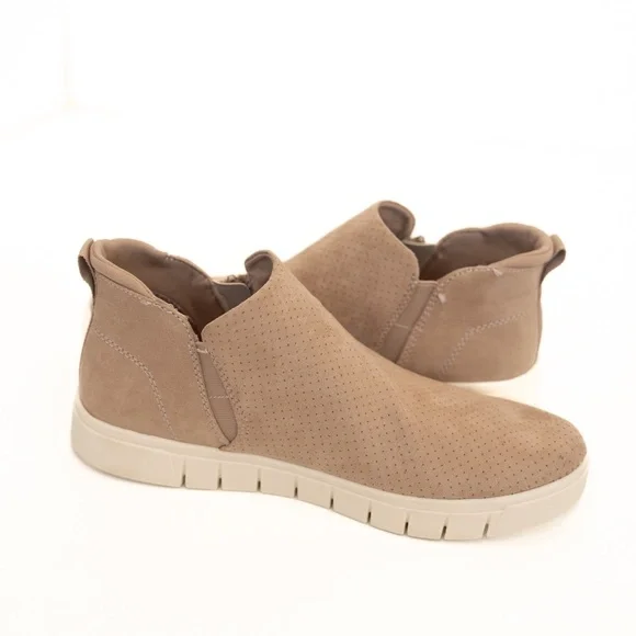 Ryka Hensley - 2 Slip-On Sneakers - Picture 9 of 10